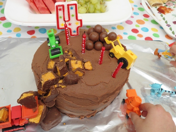 Construction site birthday cake.